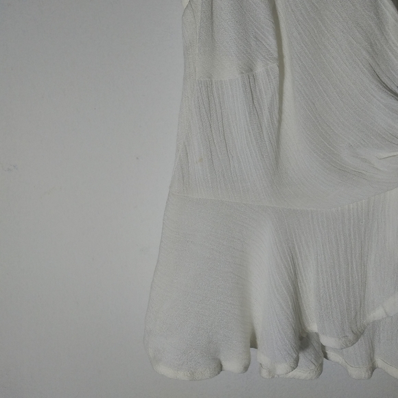 Love culture off white tie cropNWT Size small - Picture 3 of 10